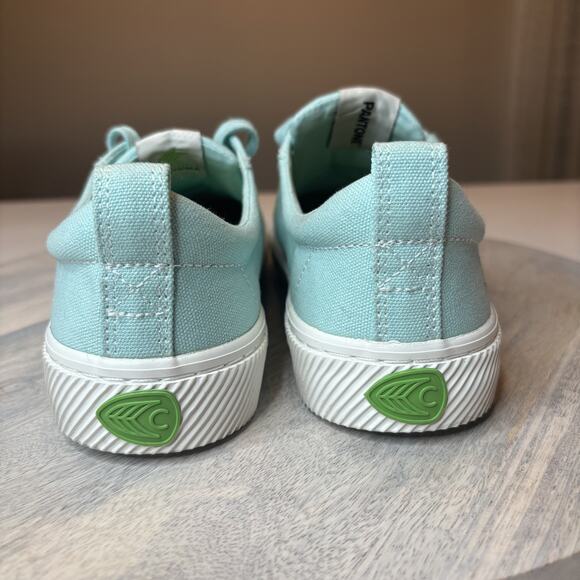 Cariuma Pantone Blue Women's Eggshell Blue Canvas Sneakers US Size 8.5 - Picture 7 of 10